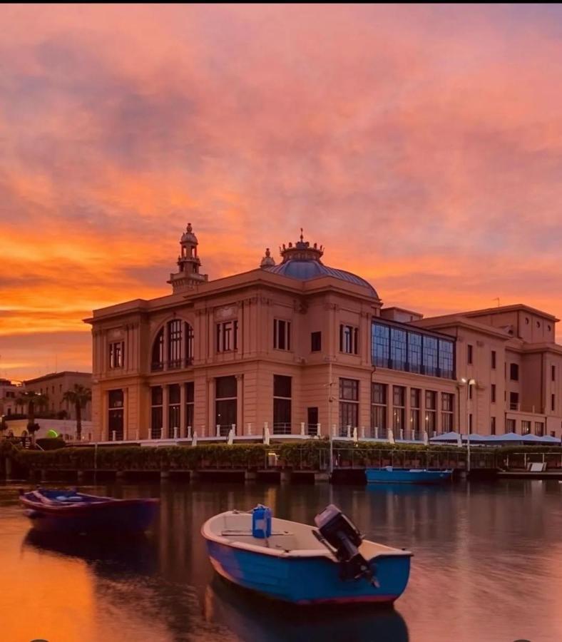 Annamaria - Station Charming Bari