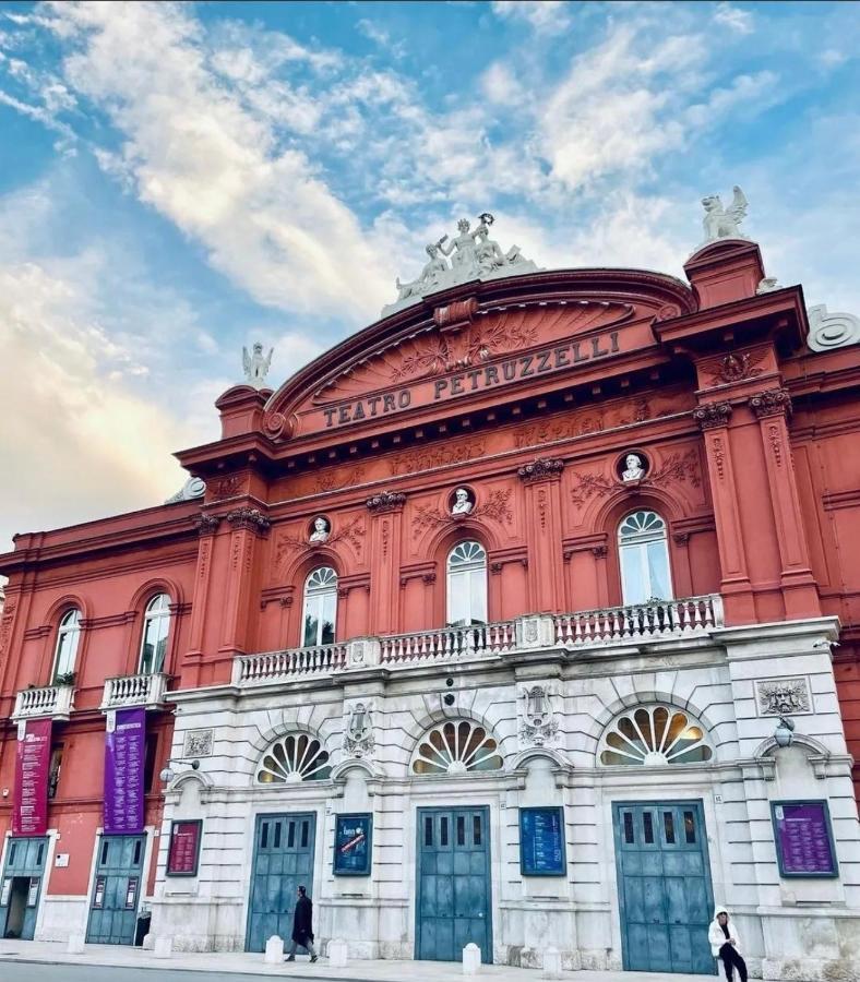 Annamaria - Station Charming Bari